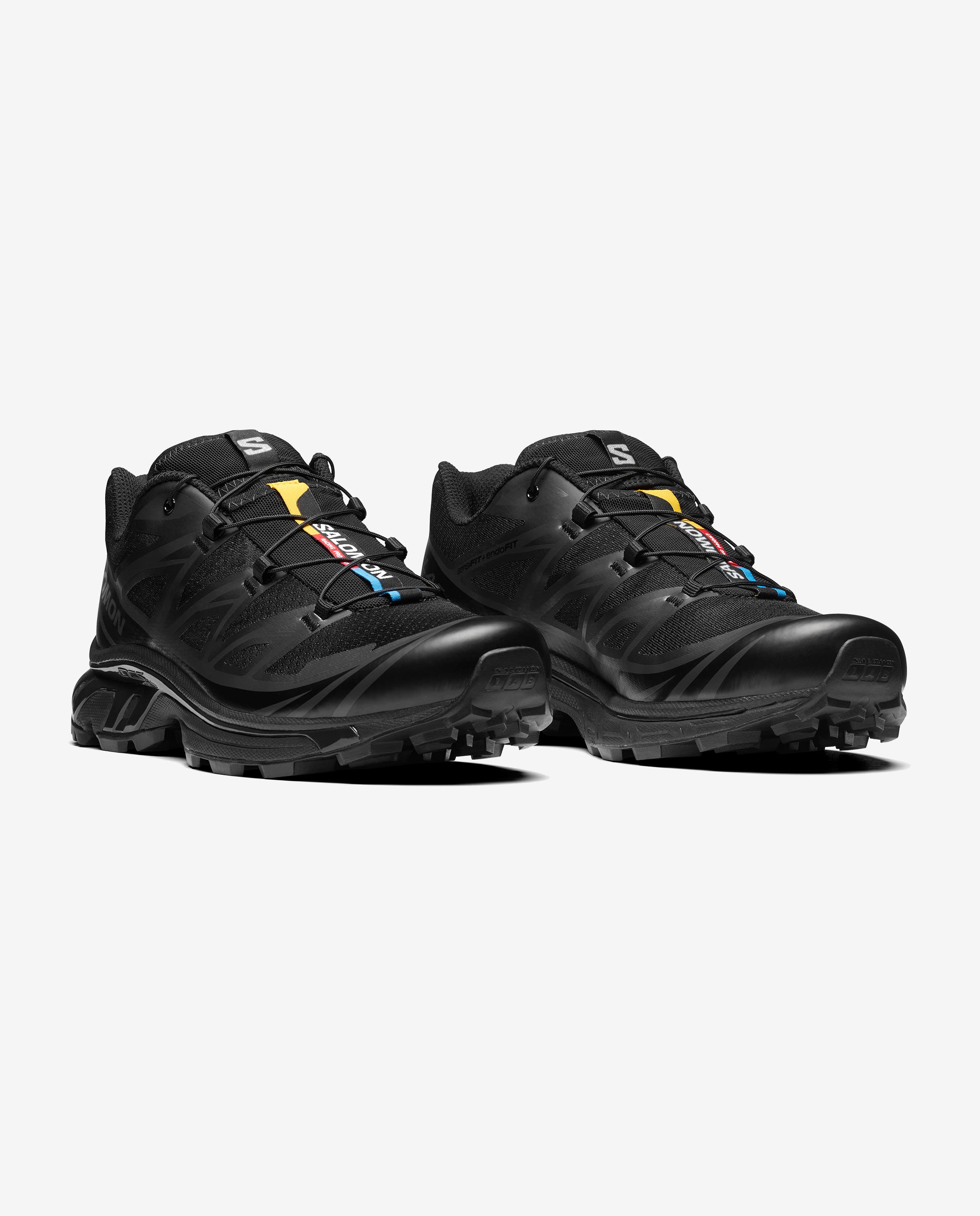 XT-6   Black / Black / Phantom