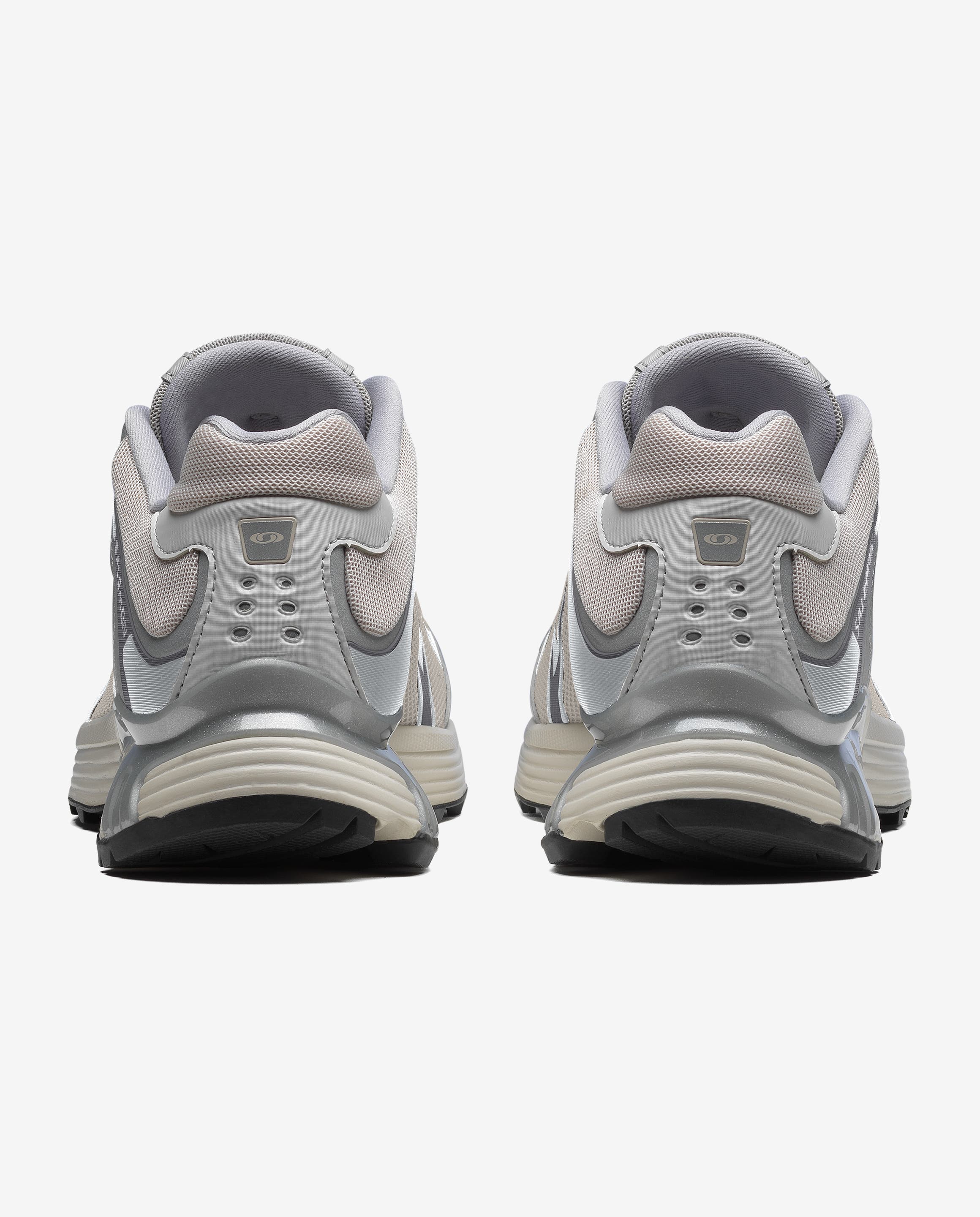 XT-WHISPER   Ftw Silver / Lunar Rock / Silver Cloud